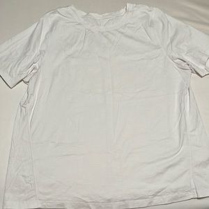 Lululemon workout shirt white great condition rarely worn